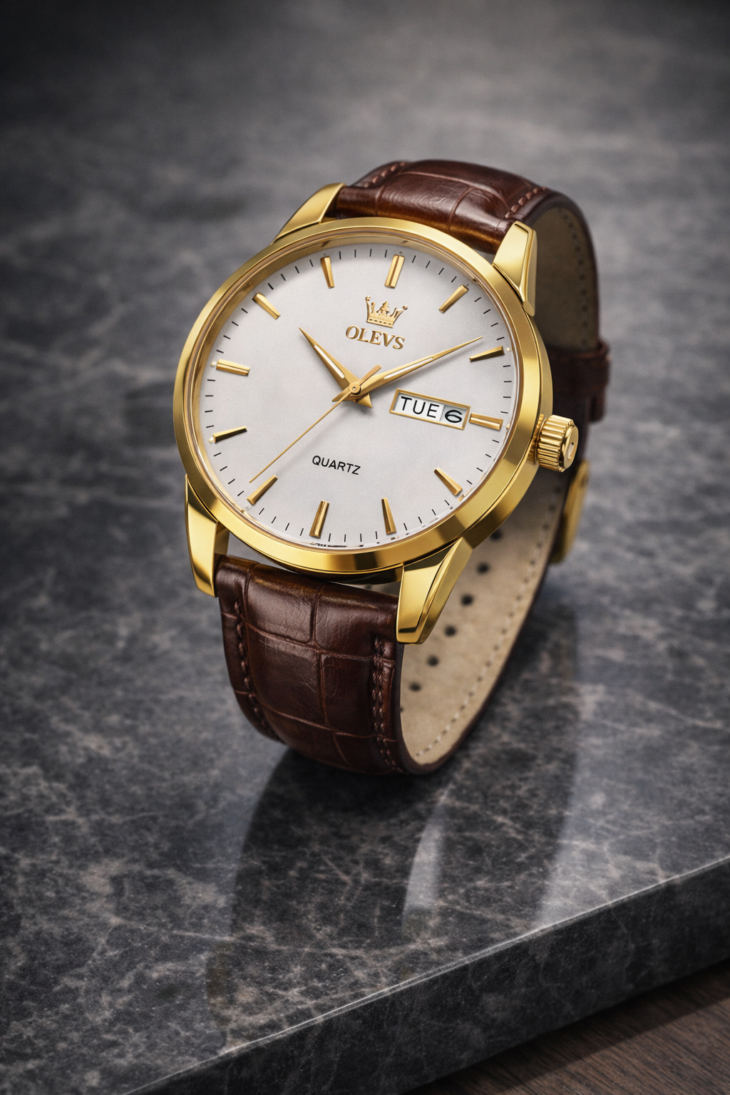 Relógio OLEVS masculino dourado. Elegância clássica, presença refinada e estilo executivo atemporal.