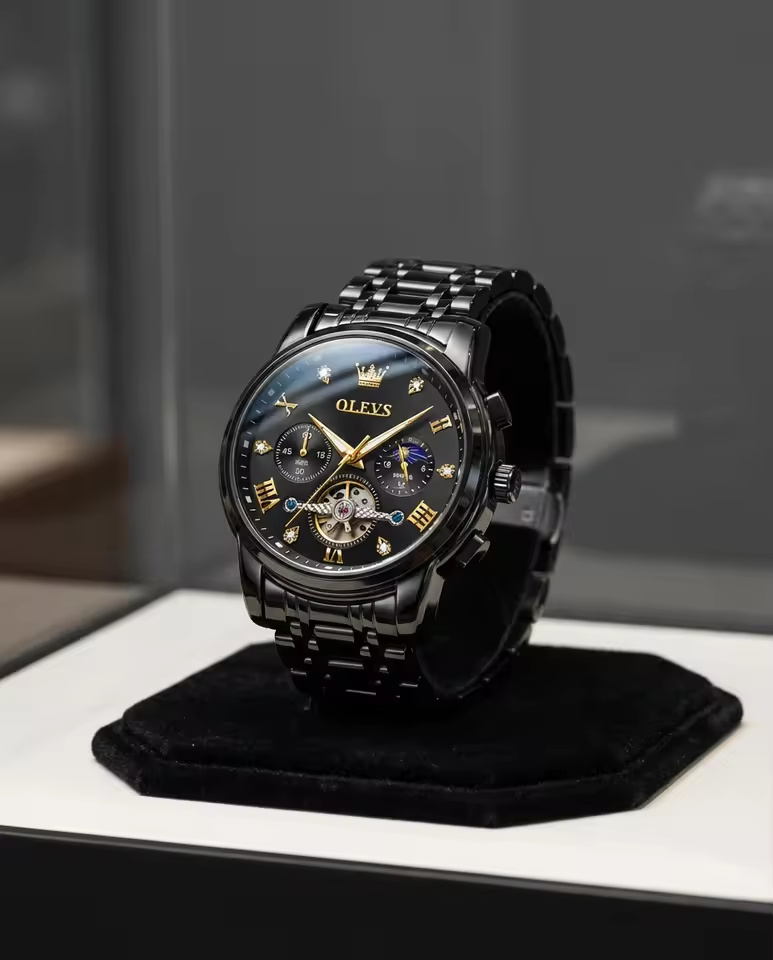 Relógio OLEVS masculino preto

Sofisticação clássica com presença marcante e identidade executiva